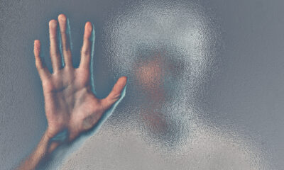 Illustration des 5 blessures émotionnelles (rejet, abandon, humiliation, trahison, injustice) et de l’accompagnement par l’hypnose à Tahiti pour les apaiser.